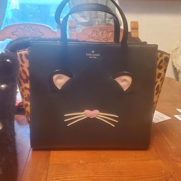 kate spade Handbags - Kate Spade Large Black Cat Purse with Kate Spade Fake Fur Strap